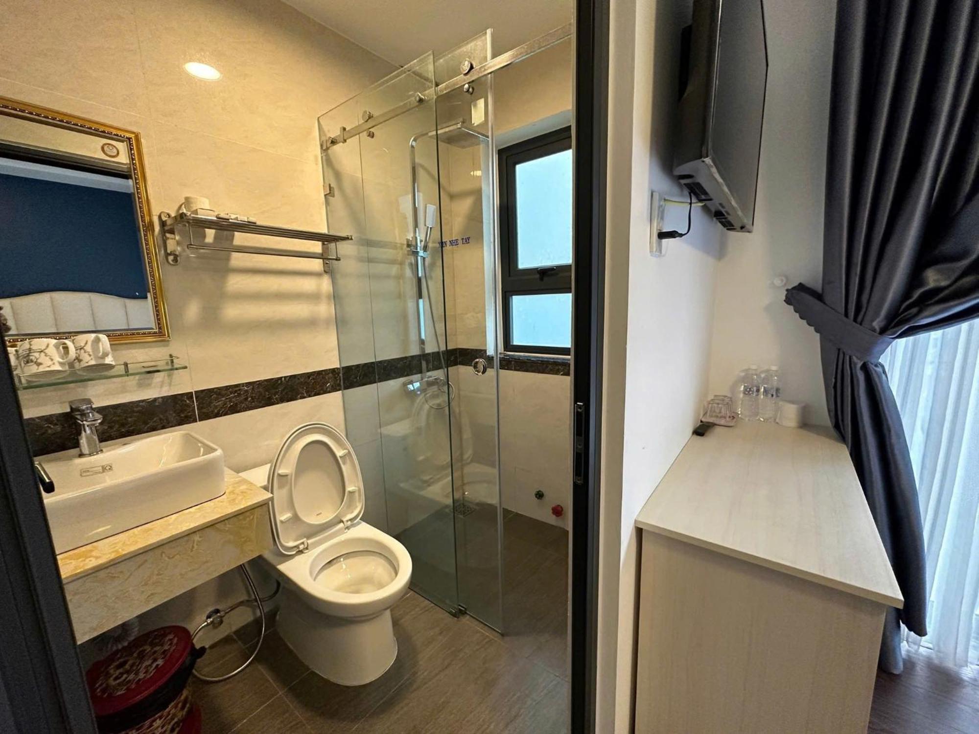 דה לאט Anh Quan Khoi Hotel מראה חיצוני תמונה
